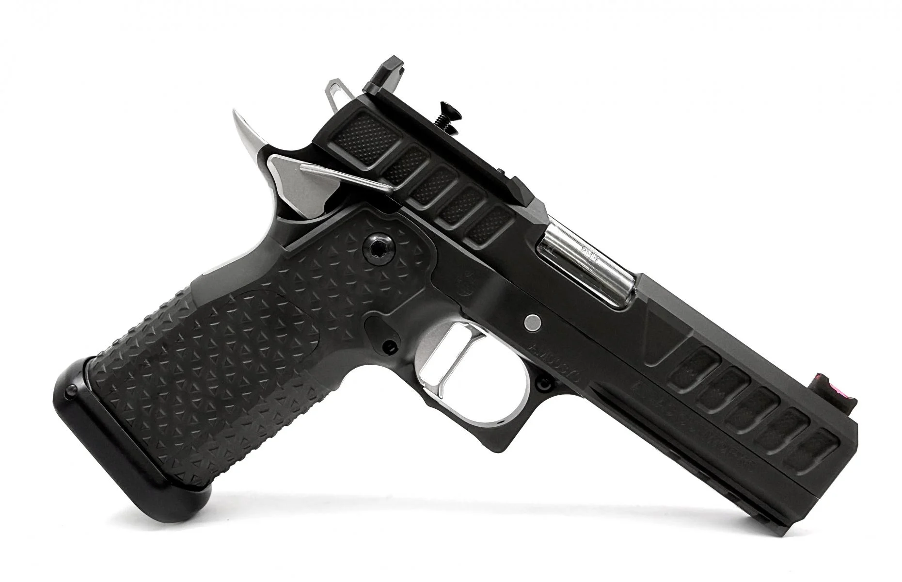 Atlas NYX V3 Two Tone, 9mm, Two Tone DLC Finish, 4.25" Bull Barrel, Railed Frame, Medium Flat Silver Trigger, Carry Magwell, RMR/SRO Plate, 1 126mm Mag-Black Tube-Black Basepad, Memory Foam Case