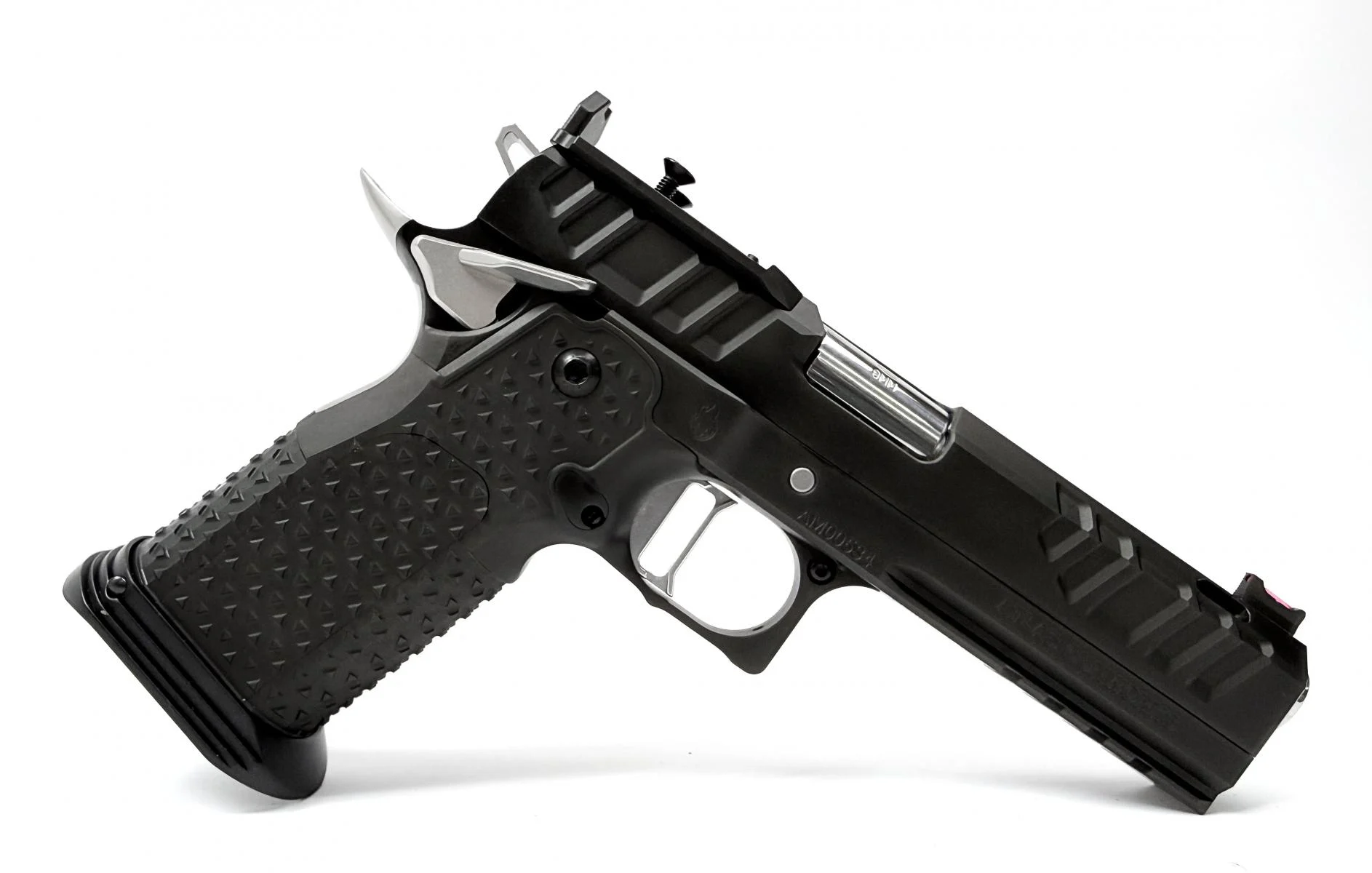 Atlas Apollo V3 Two Tone, 9mm, 4.6" Ported Barrel, Two Tone Finish, Medium Flat Silver Trigger, Tactical Magwell, 1 17 Rd & 2 20 Rd Classic Magazines, Optics Ready, Soft Case, Optic Not Included