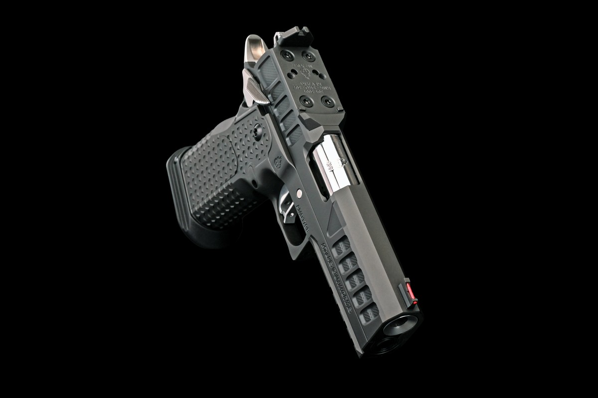 Atlas Gunworks Nyx V3 Two Tone 9mm Semi-Auto SAO (2011) Pistol, 4.25" Bull Barrel, Ambi Safety, Aluminum Grip, Tactical Magwell, Flat Medium Silver Trigger, Black DLC Finish, RMR/SRO Plate, Two 20 Rd & One 17rd Mags.