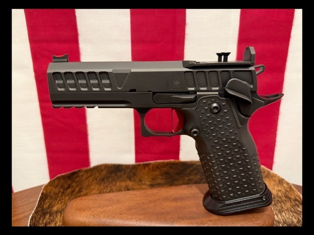 Atlas Gunworks NYX V3 – Premium Carry Meets Competition Performance